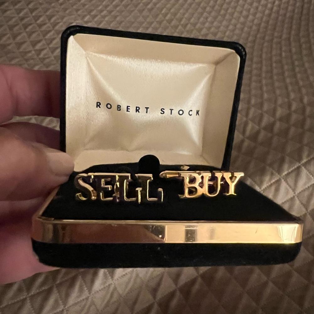 Men’s cufflinks